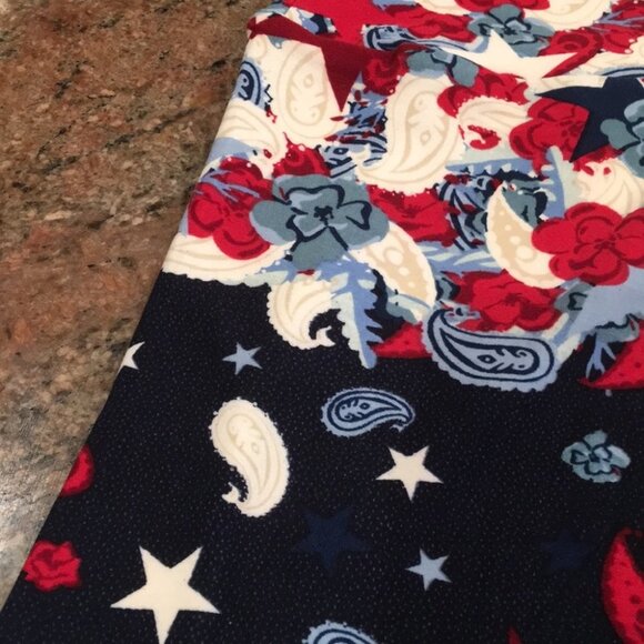 OS NWOT LuLaRoe Leggings A04 2785 - Picture 2 of 3